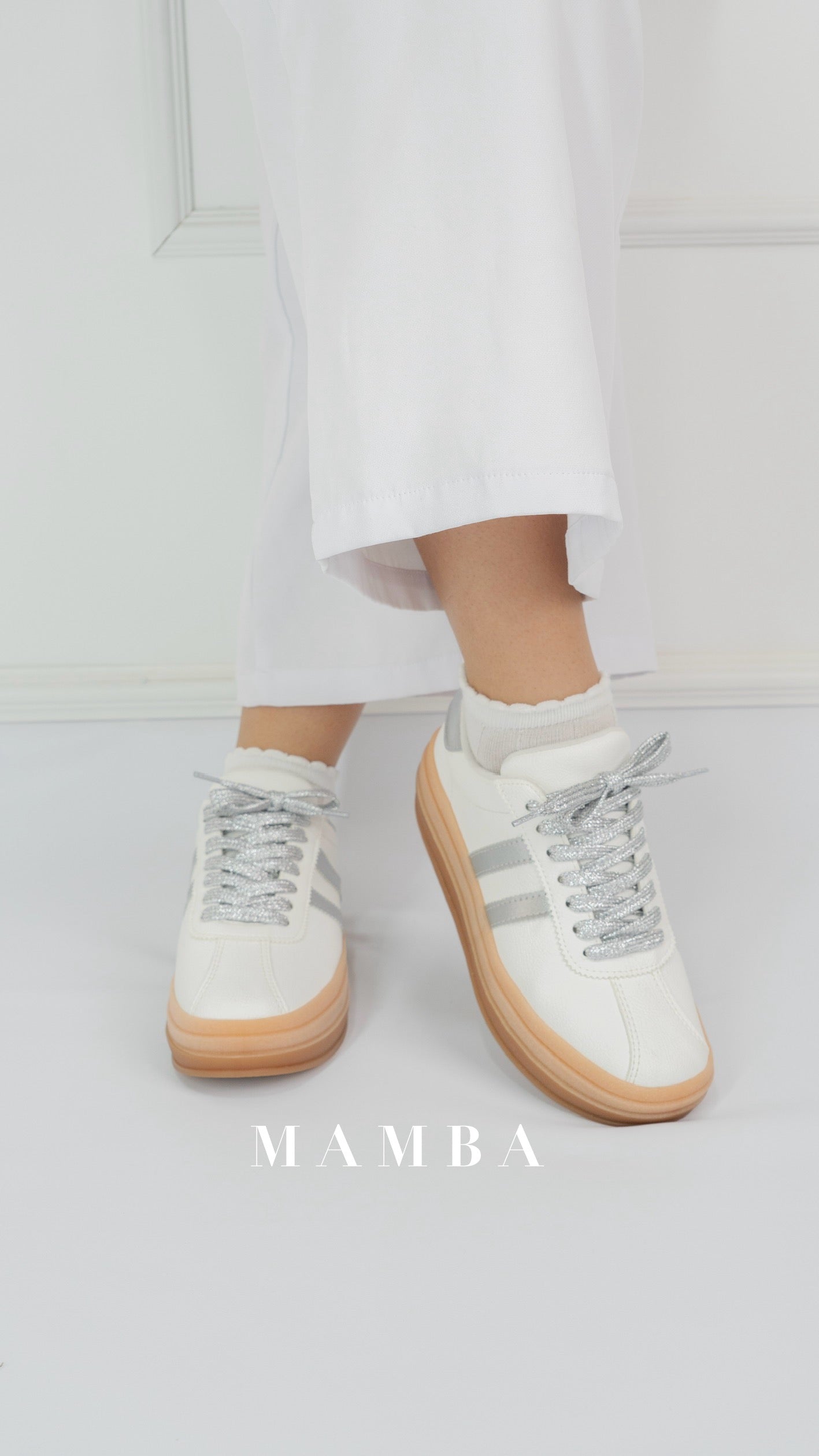 Gazelle Blanco x Plata