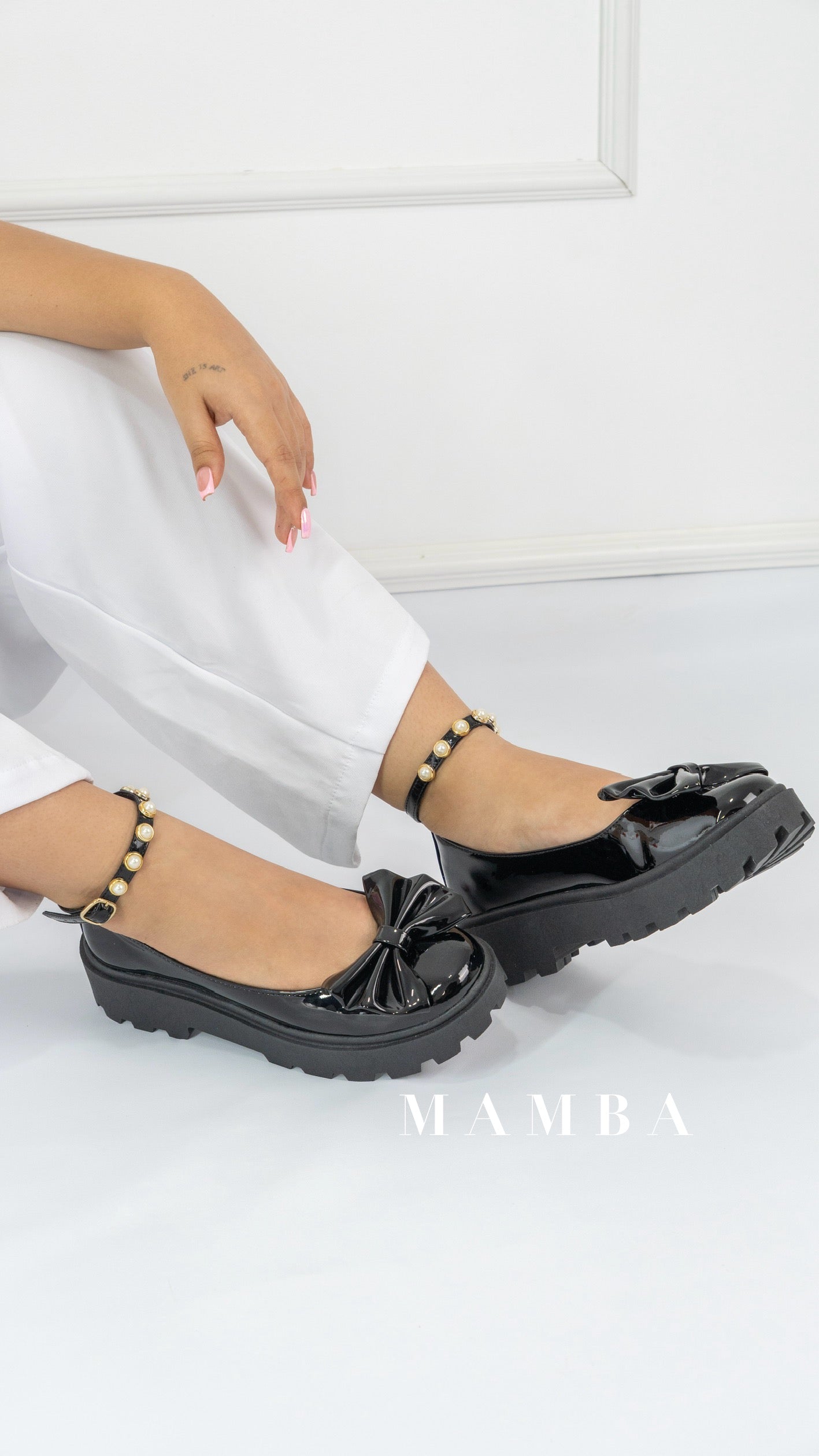 Lolita negro