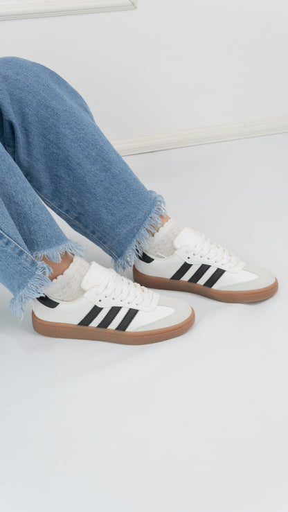 Sabrina Blanco x negro