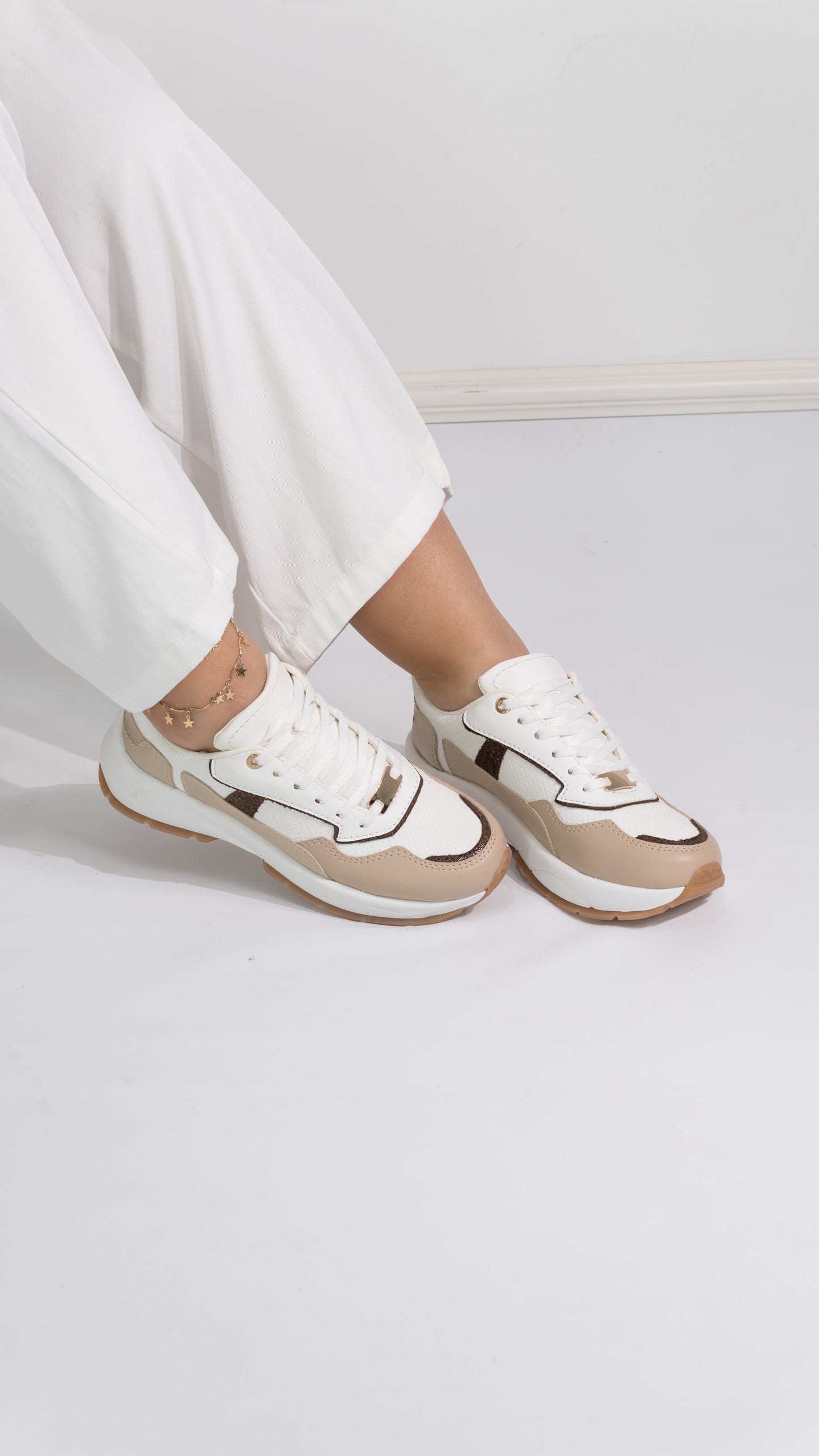Abigail Beige