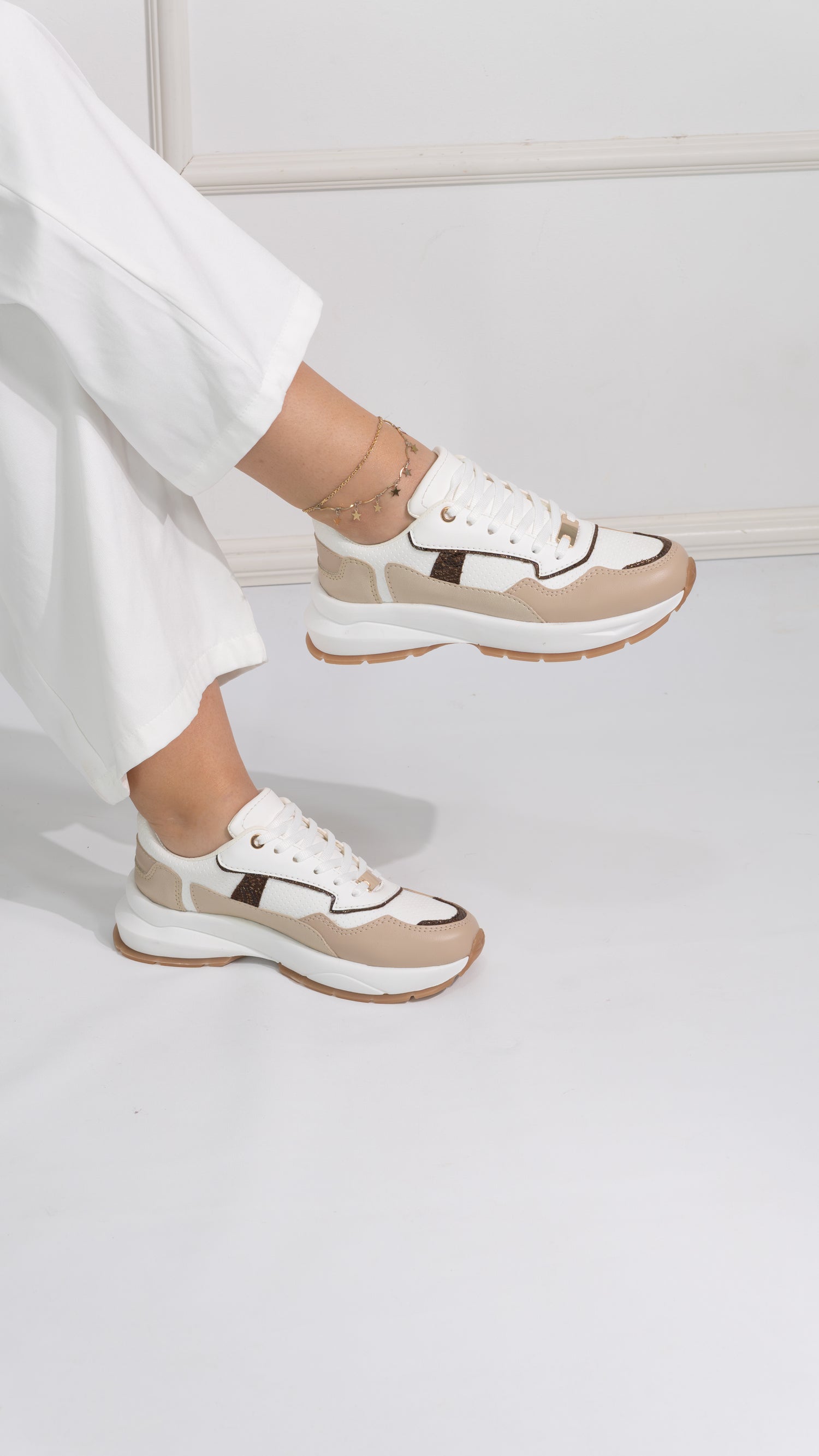 Abigail Beige