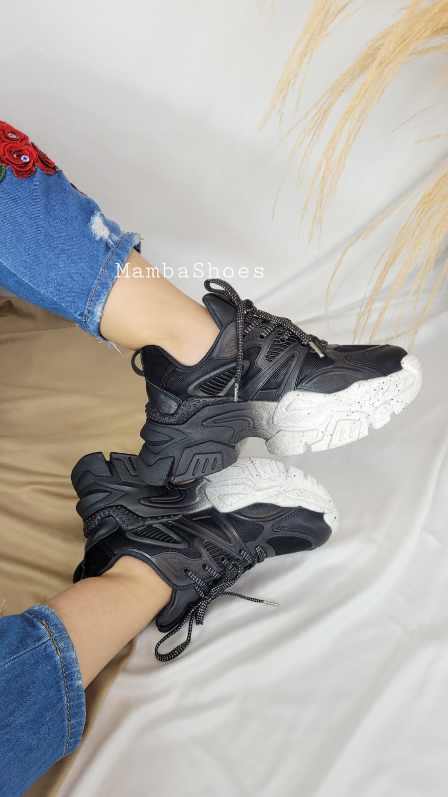 Natascha  Chunky Sneakers 🖤